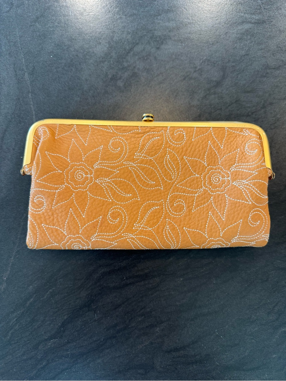 HOBO Lauren Clutch Wallet